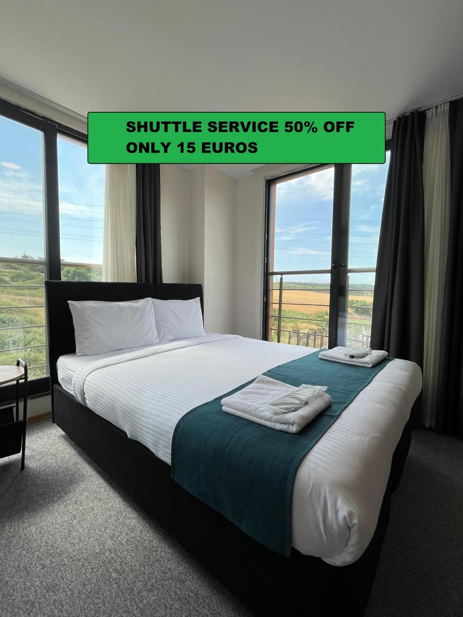 New Garden Airport Hotel Arnavutkoy Esterno foto
